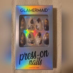 Glamermaid Press-On Nails - Floral Design